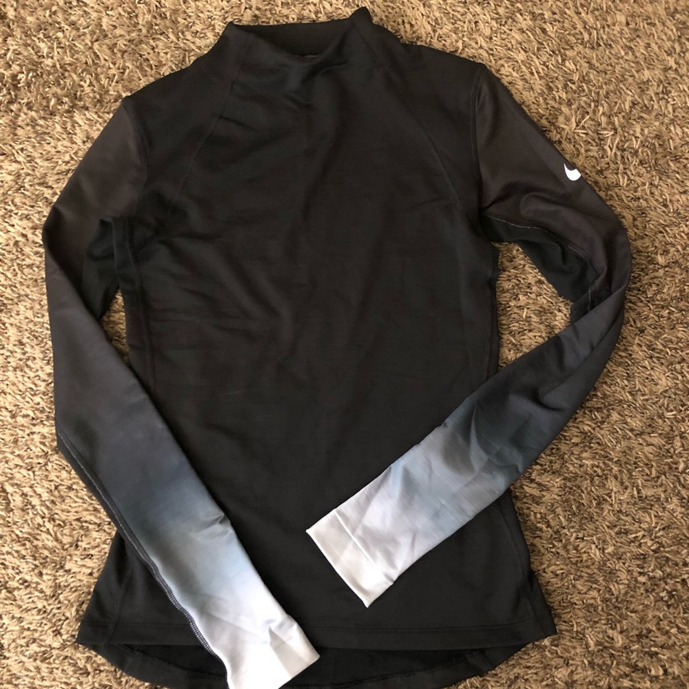 Nike pro hyper warm long sleeve